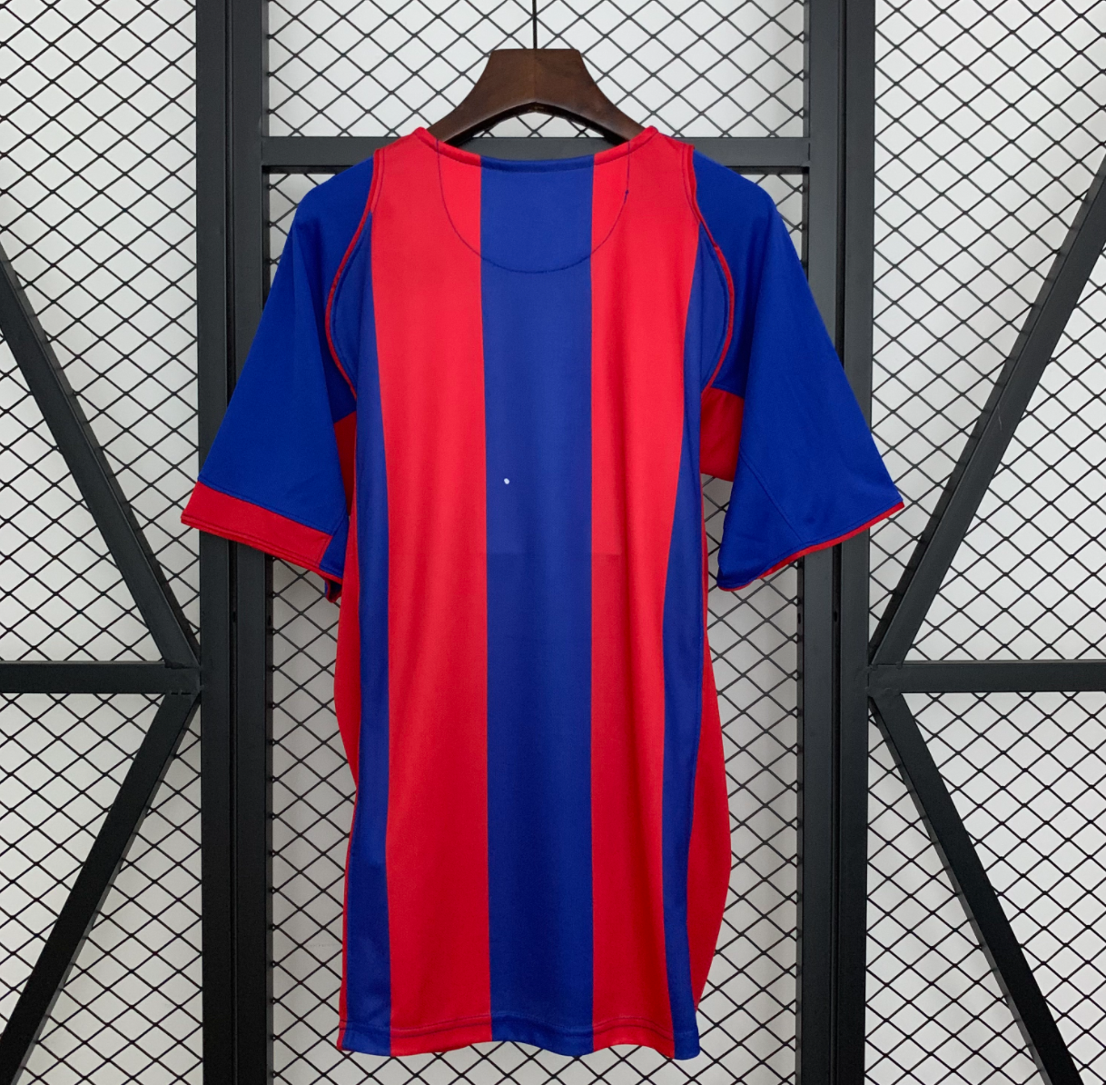 Barcelona 04/05 Home