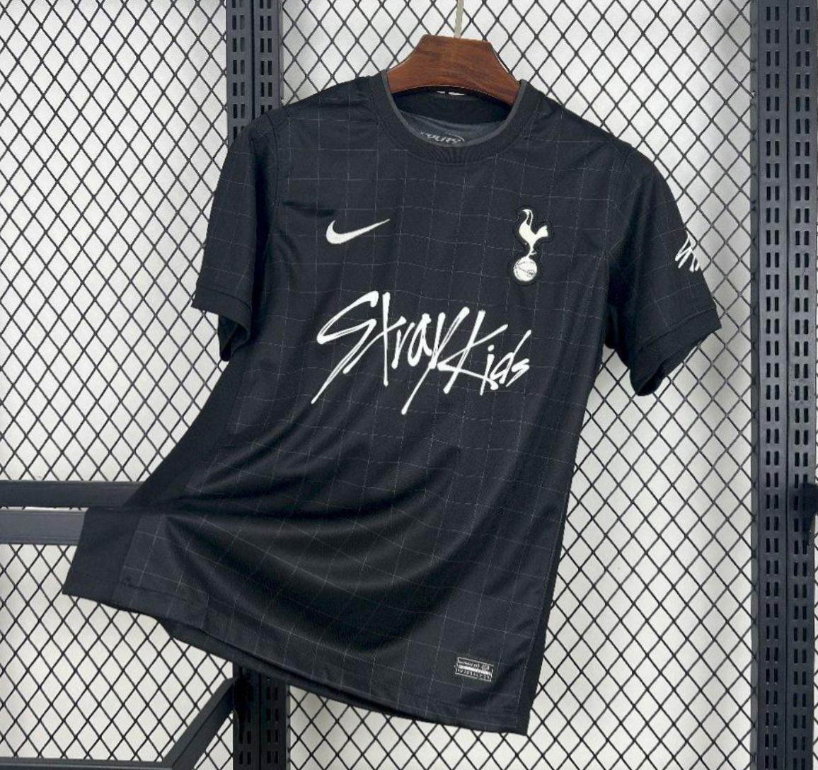 25/26 Tottenham Hotspur X StrayKids Away