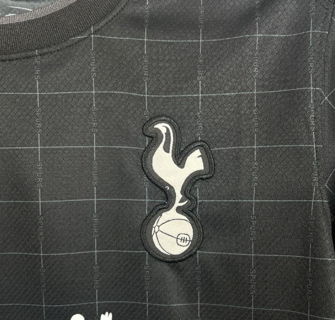 25/26 Tottenham Hotspur X StrayKids Away