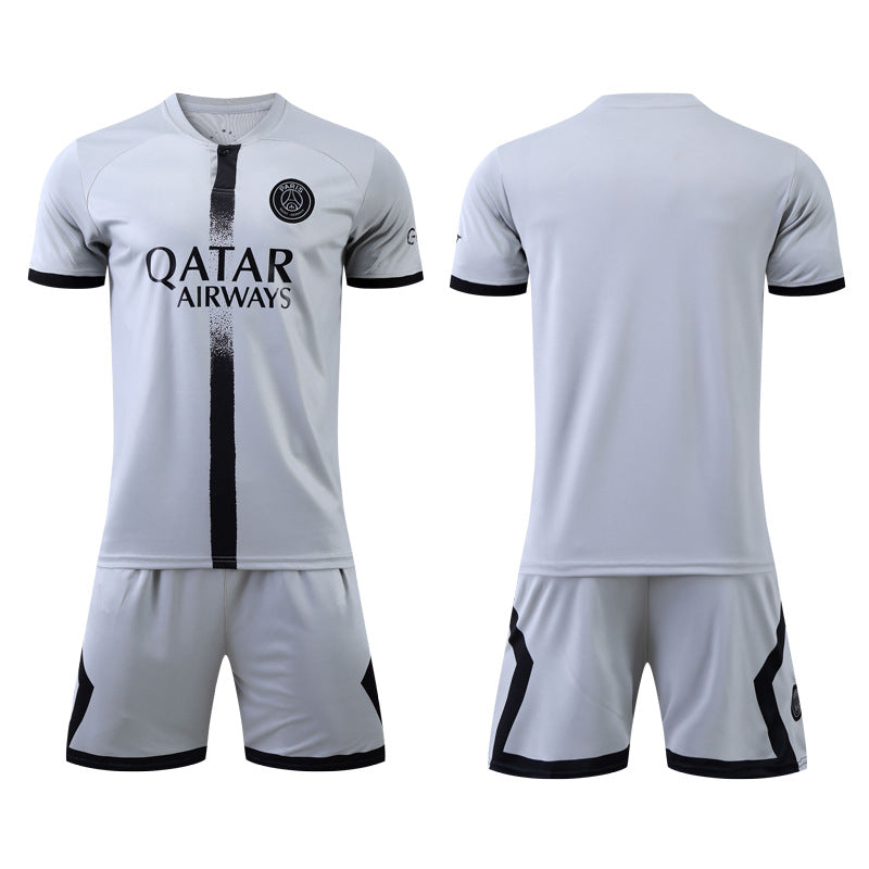 Ensemble de Maillots de Football -  Barcelone , Paris Saint-Germain (Domicile, Exterieur)