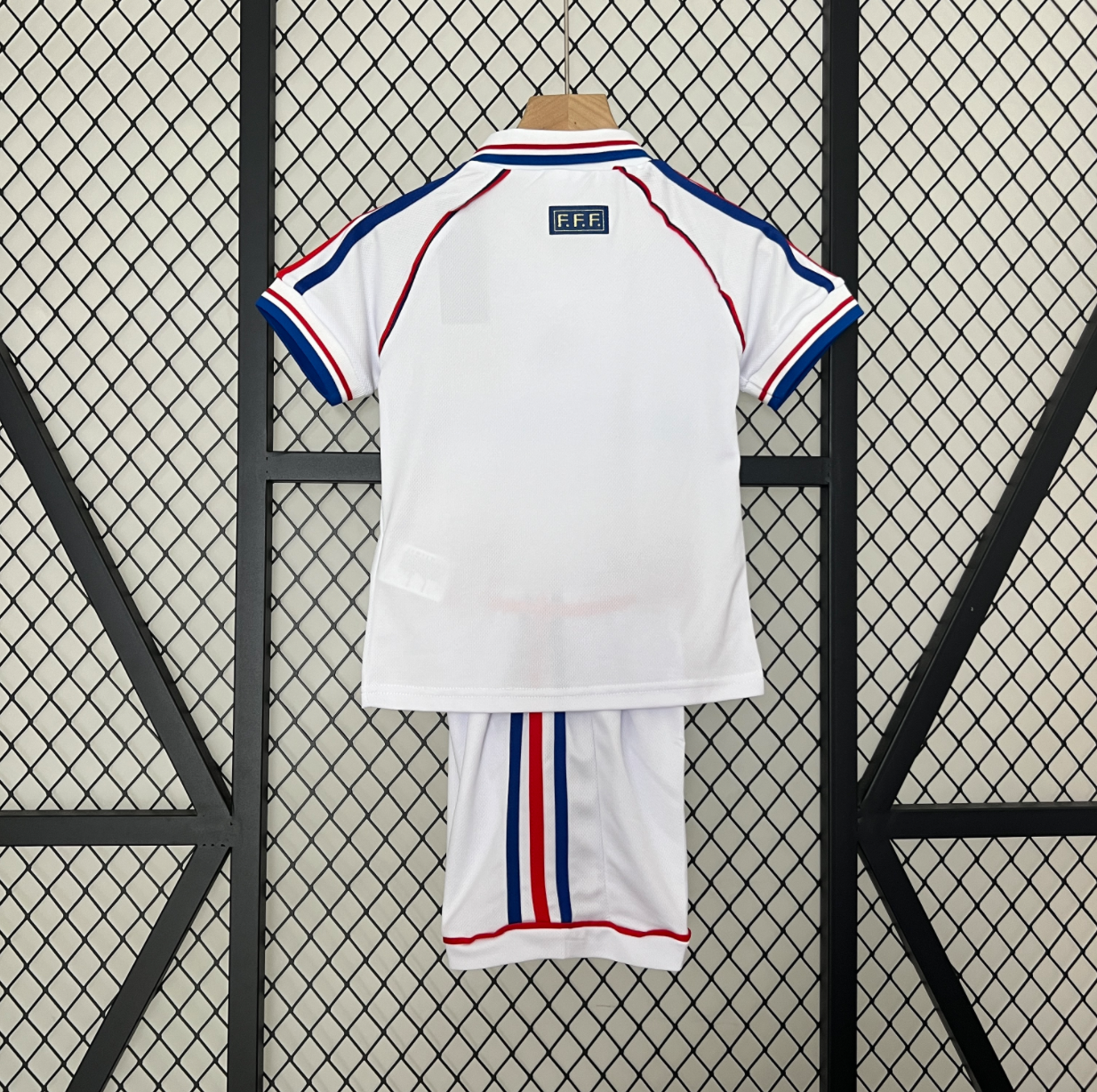 kids France 1998 away
