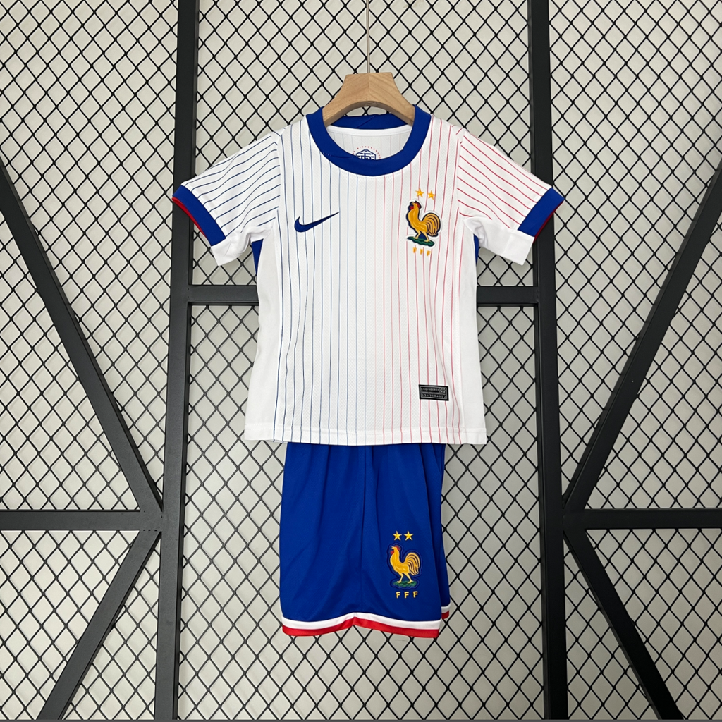 2024 kids France  Ext