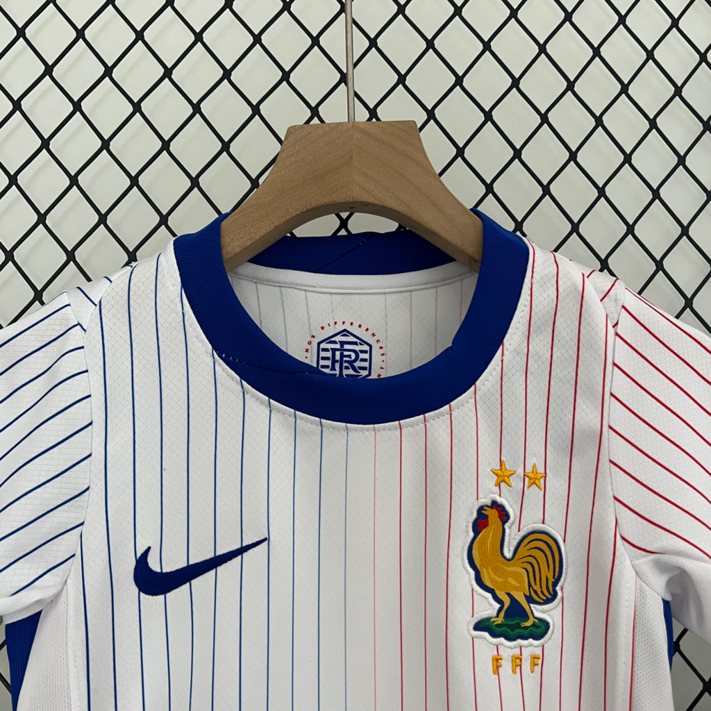 2024 kids France  Ext