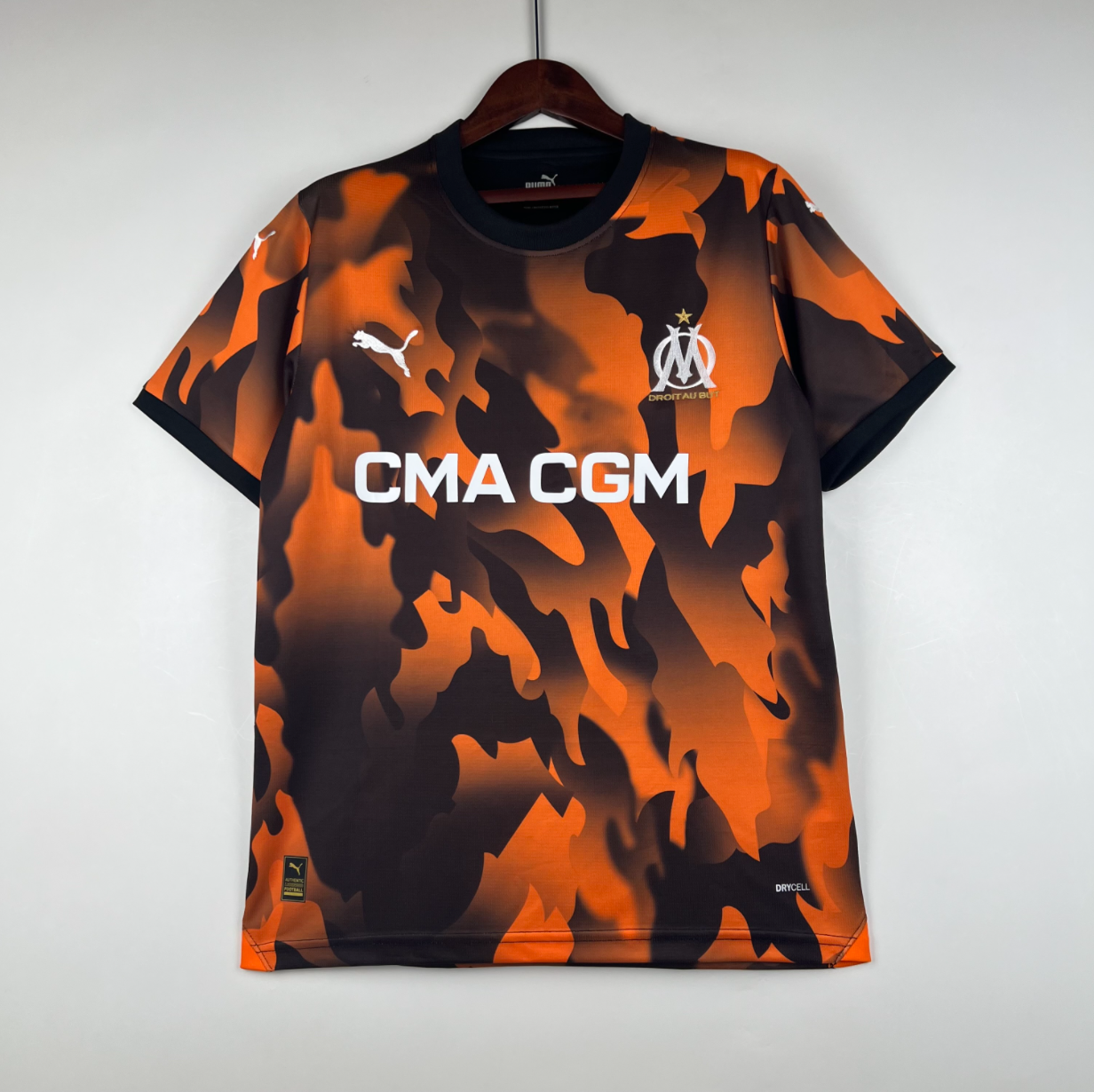 23/24 Marseille third away