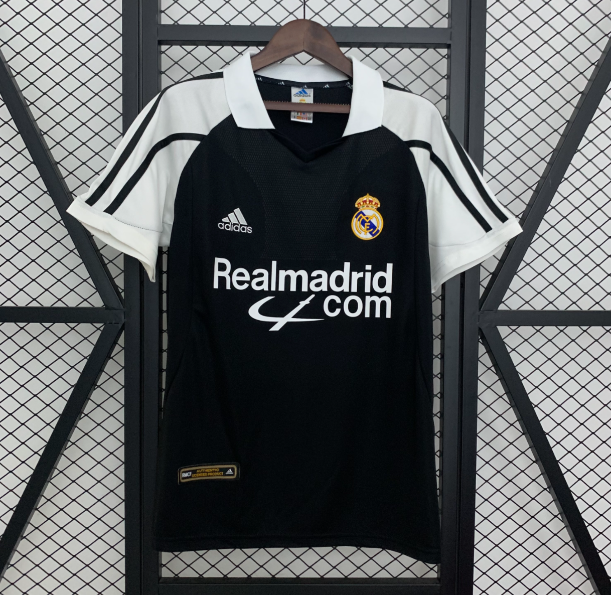 Real Madrid 01/02 Away