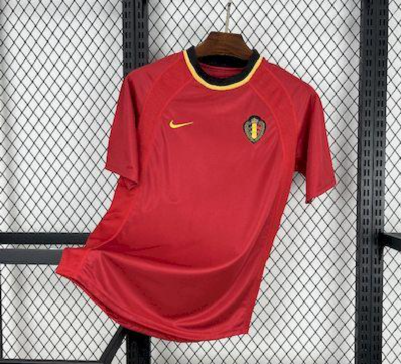 2000 Belgium Home