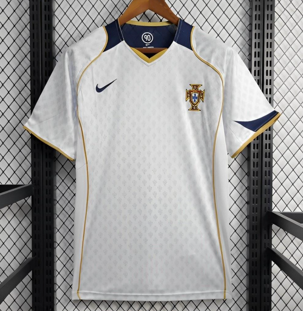 2004 Portugal Away