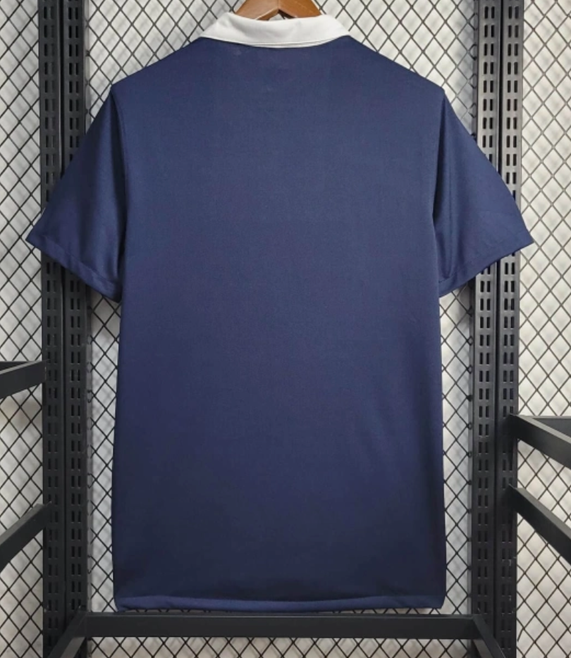 2014  France Home