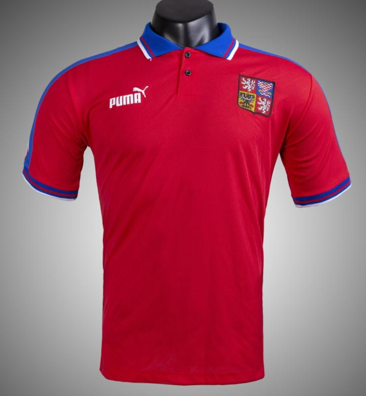 1996 Czech Republic Home
