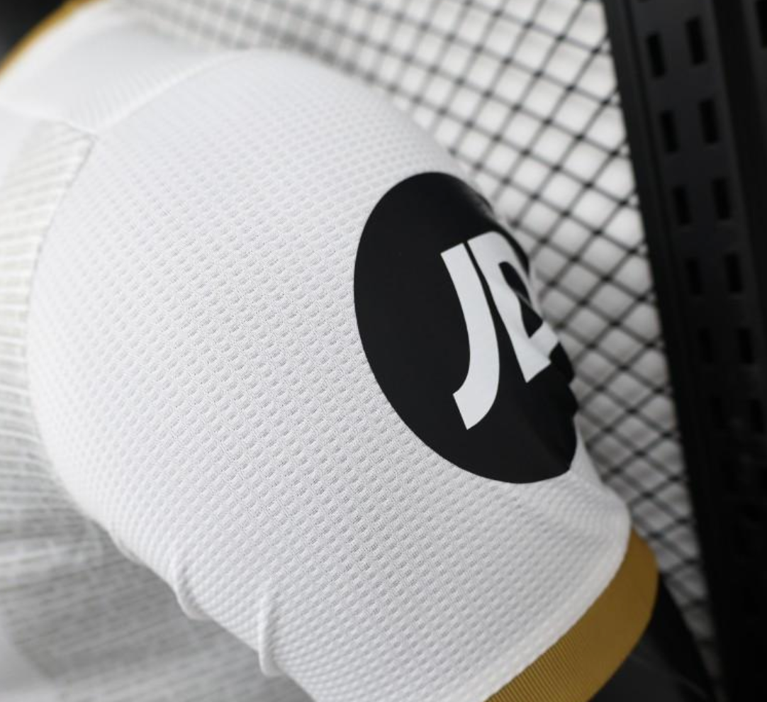 24/25 Nice Away White