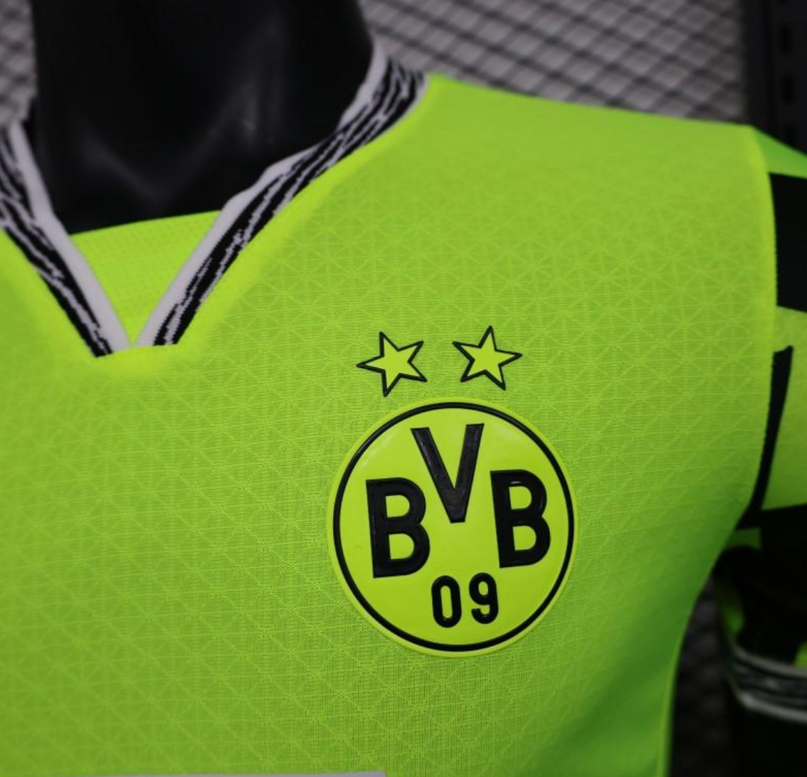 25/26  Borussia Dortmund Neon Green Home Jersey with 1&1 Sponsor