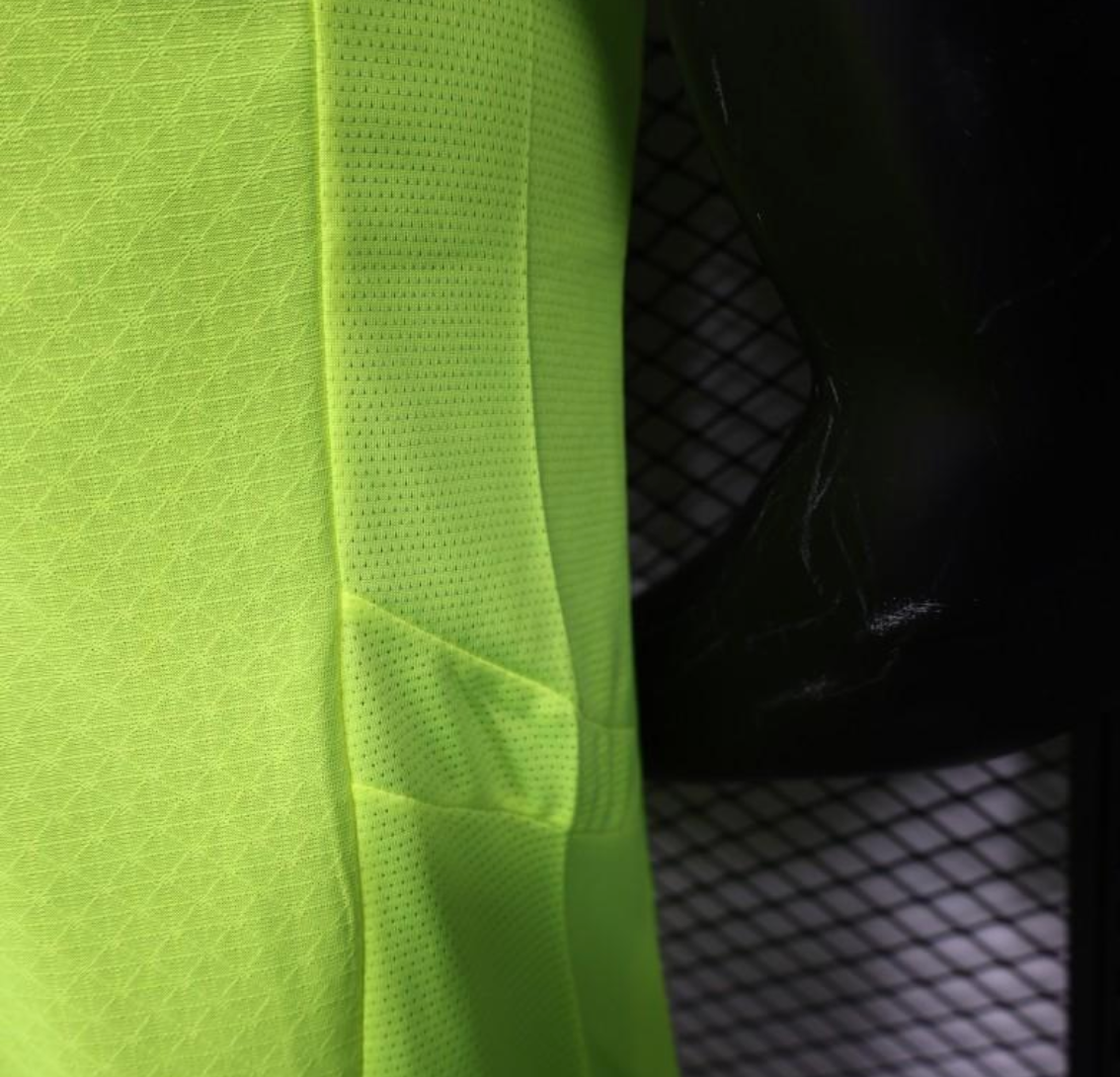 25/26  Borussia Dortmund Neon Green Home Jersey with 1&1 Sponsor