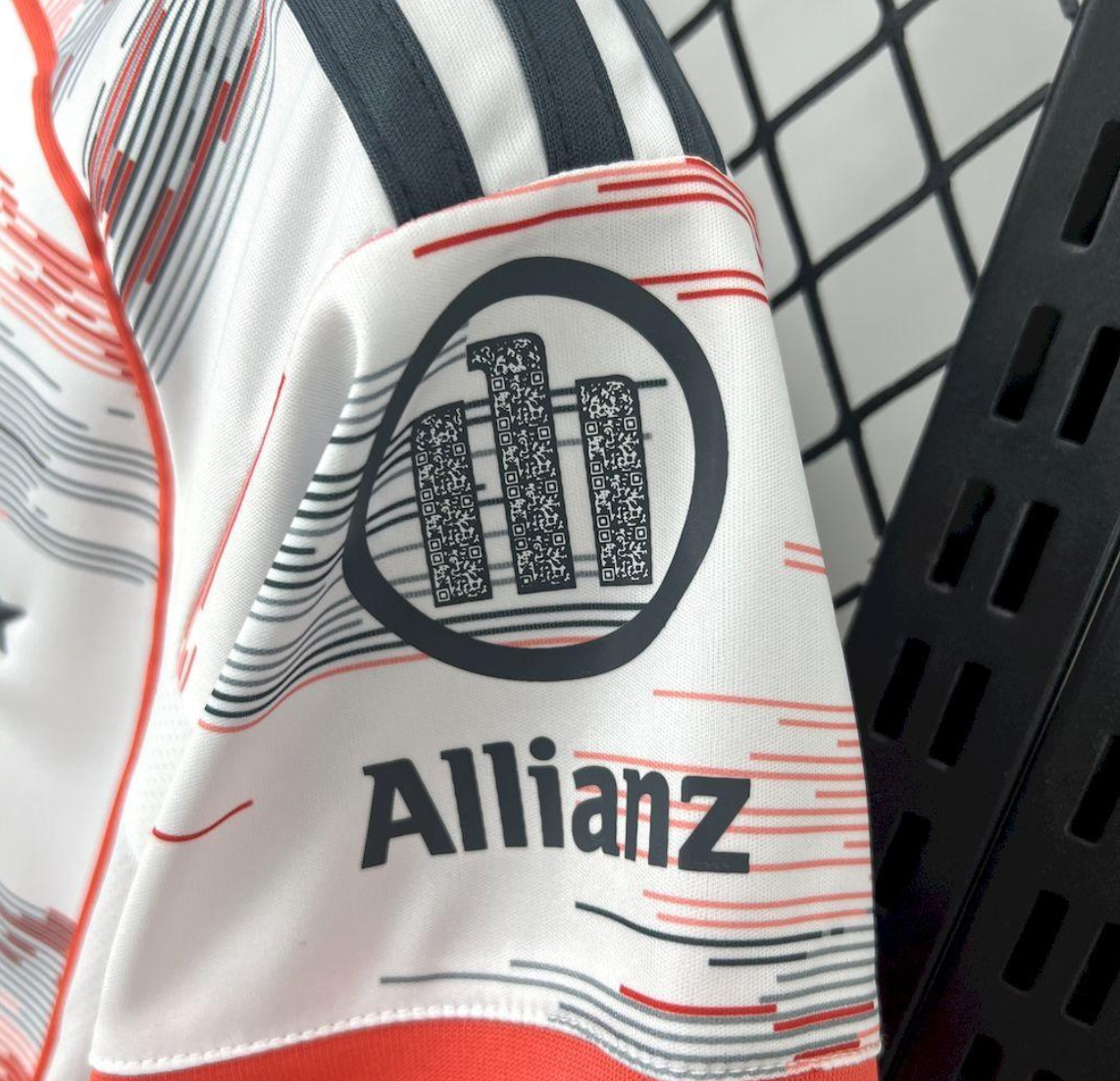 2025/26 Bayern Munich Away Women