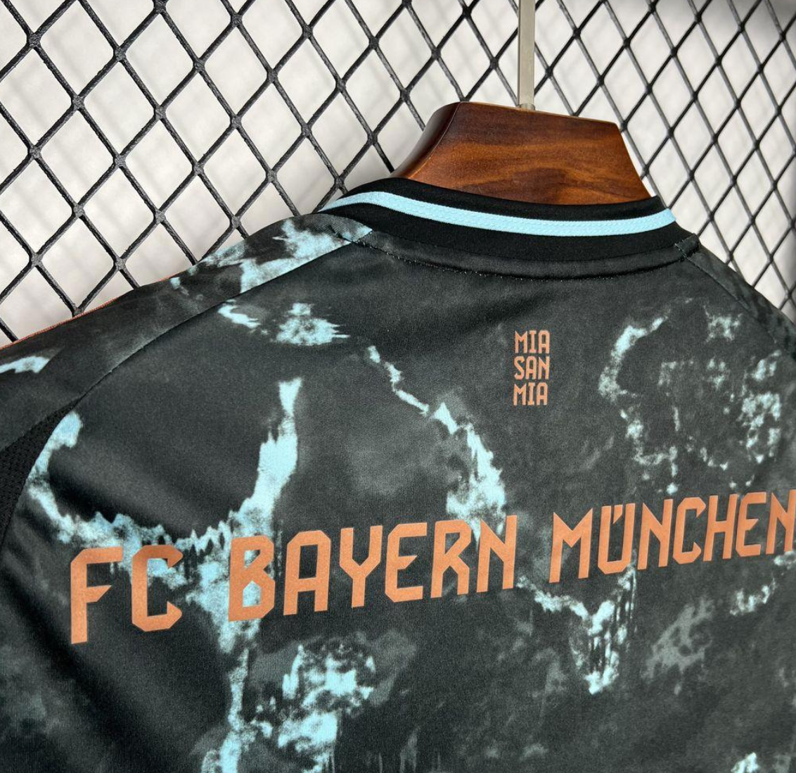 2024/25 Bayern Munich Away