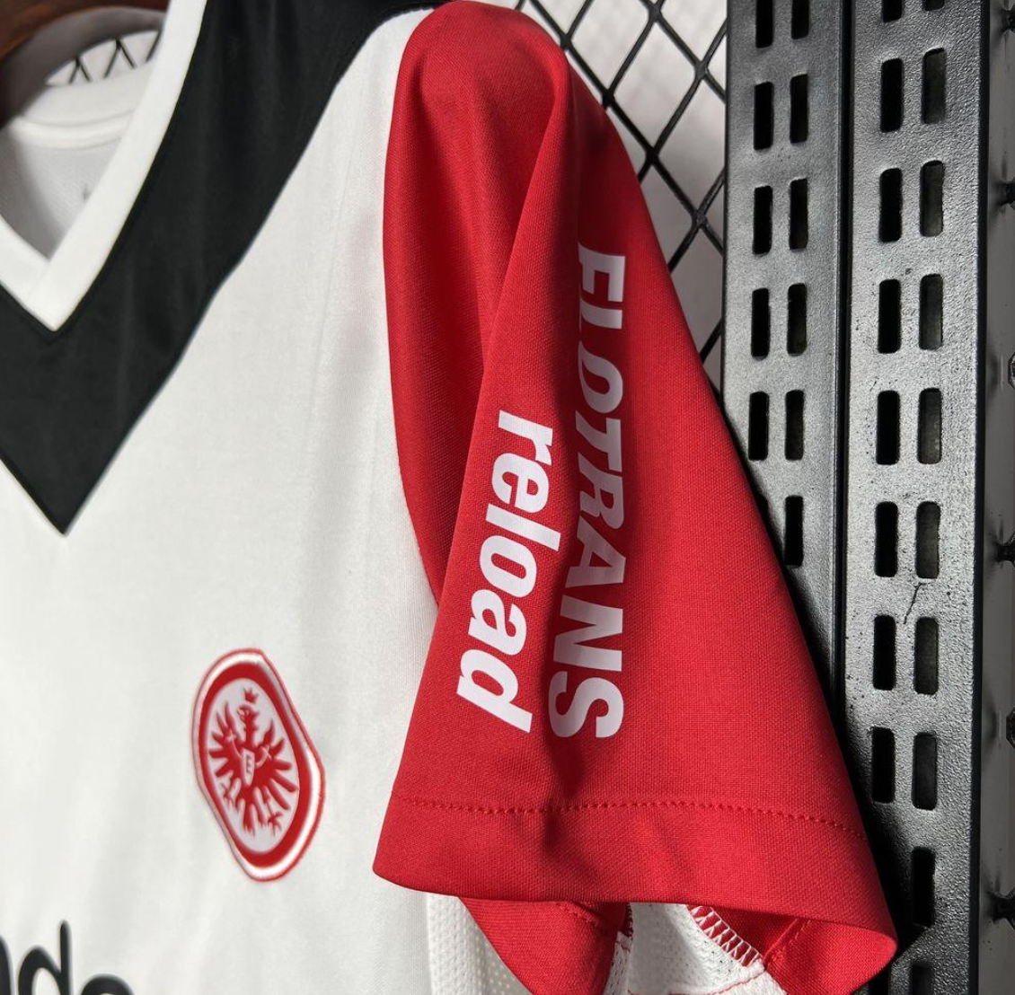 24/25 Eintracht Frankfurt Home