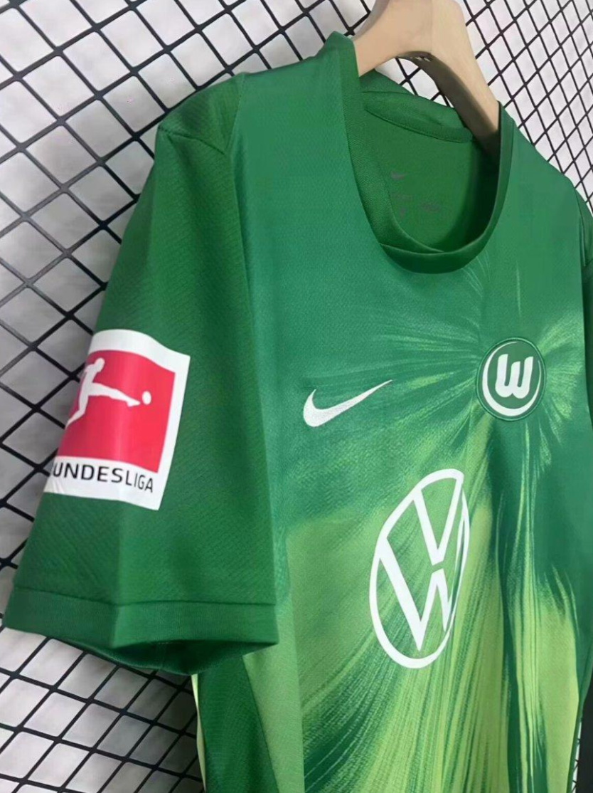25/26 Wolfsburg Home