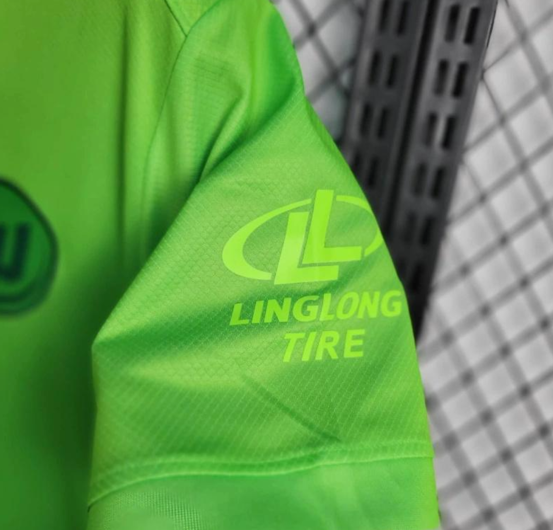 24/25 Wolfsburg Home