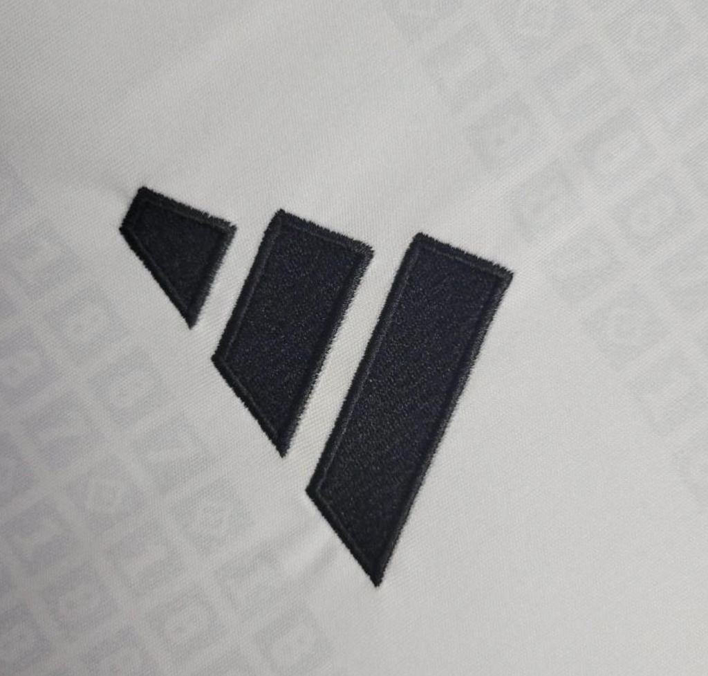 24/25 Hamburg SV Home