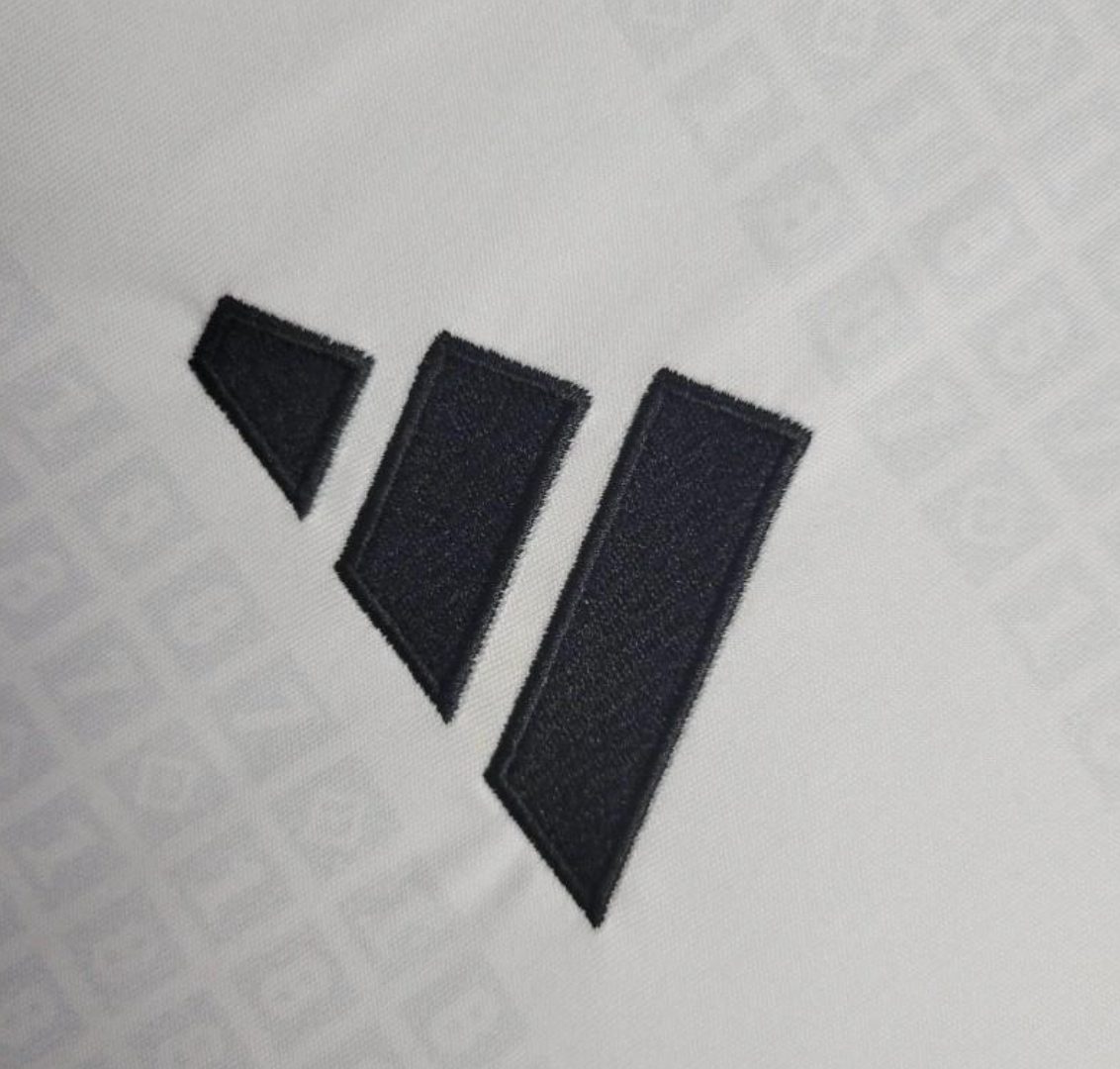 24/25 Hamburg SV Home