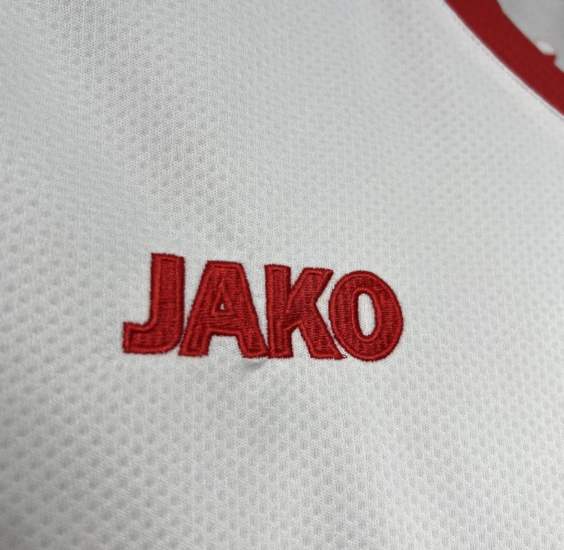 24/25  Stuttgart Home