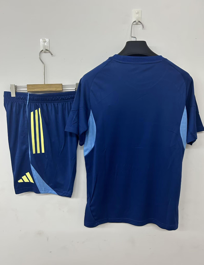 25/26 Fulham Training Jersey Sapphire+ Shorts
