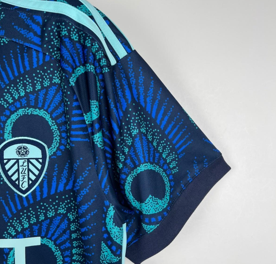22/23 Leeds United Away