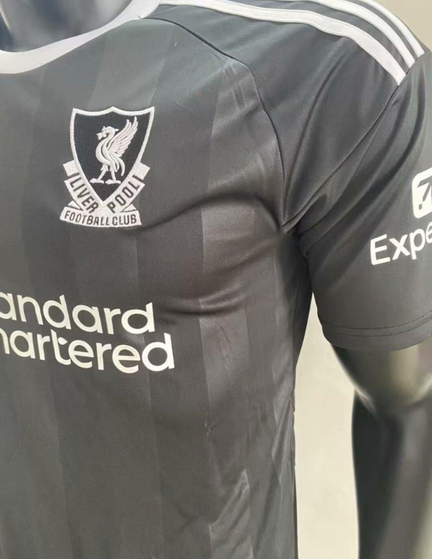 25/26 LIverpool Black Goalkeeper