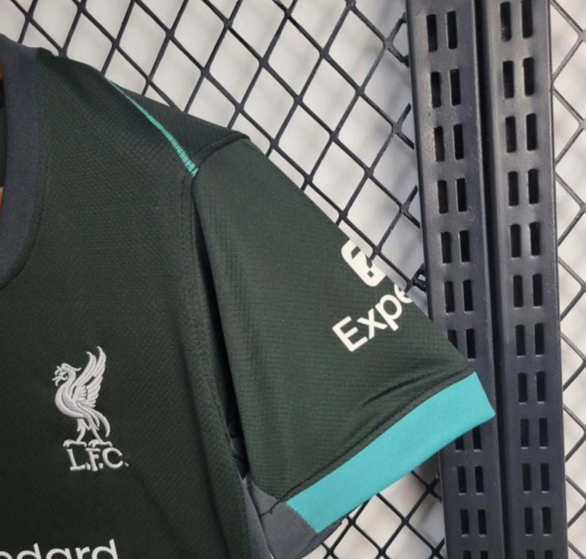 24/25 Women Liverpool Away