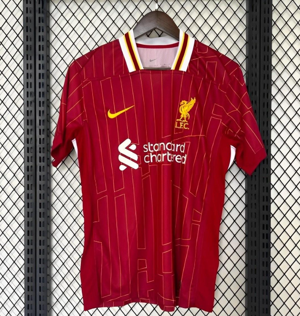 24/25 Liverpool Home