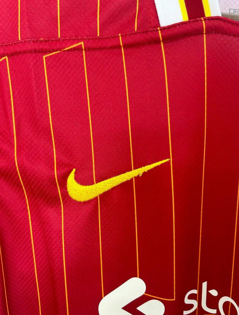 24/25 Liverpool Home