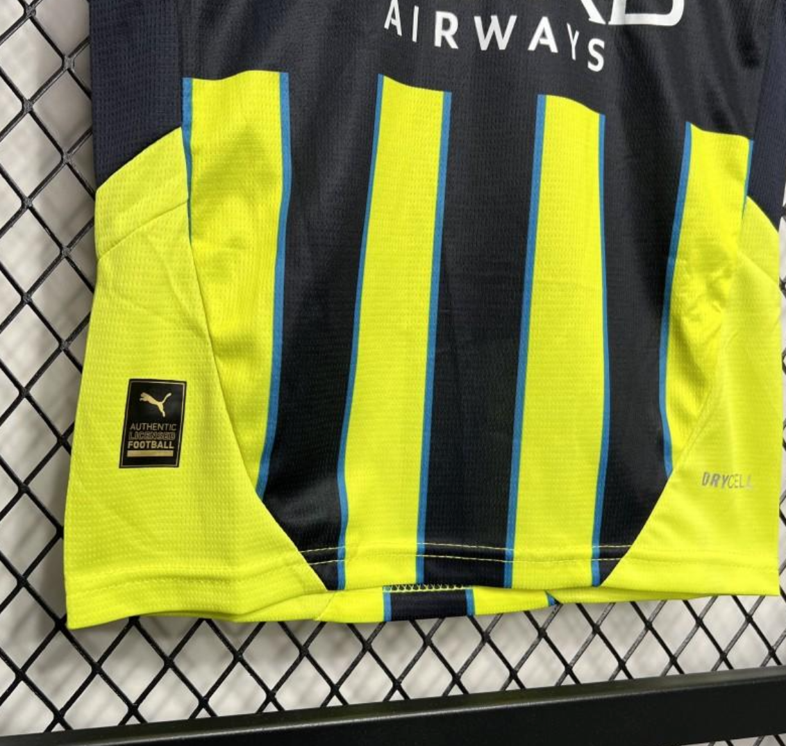 24/25 Kids Manchester City Away