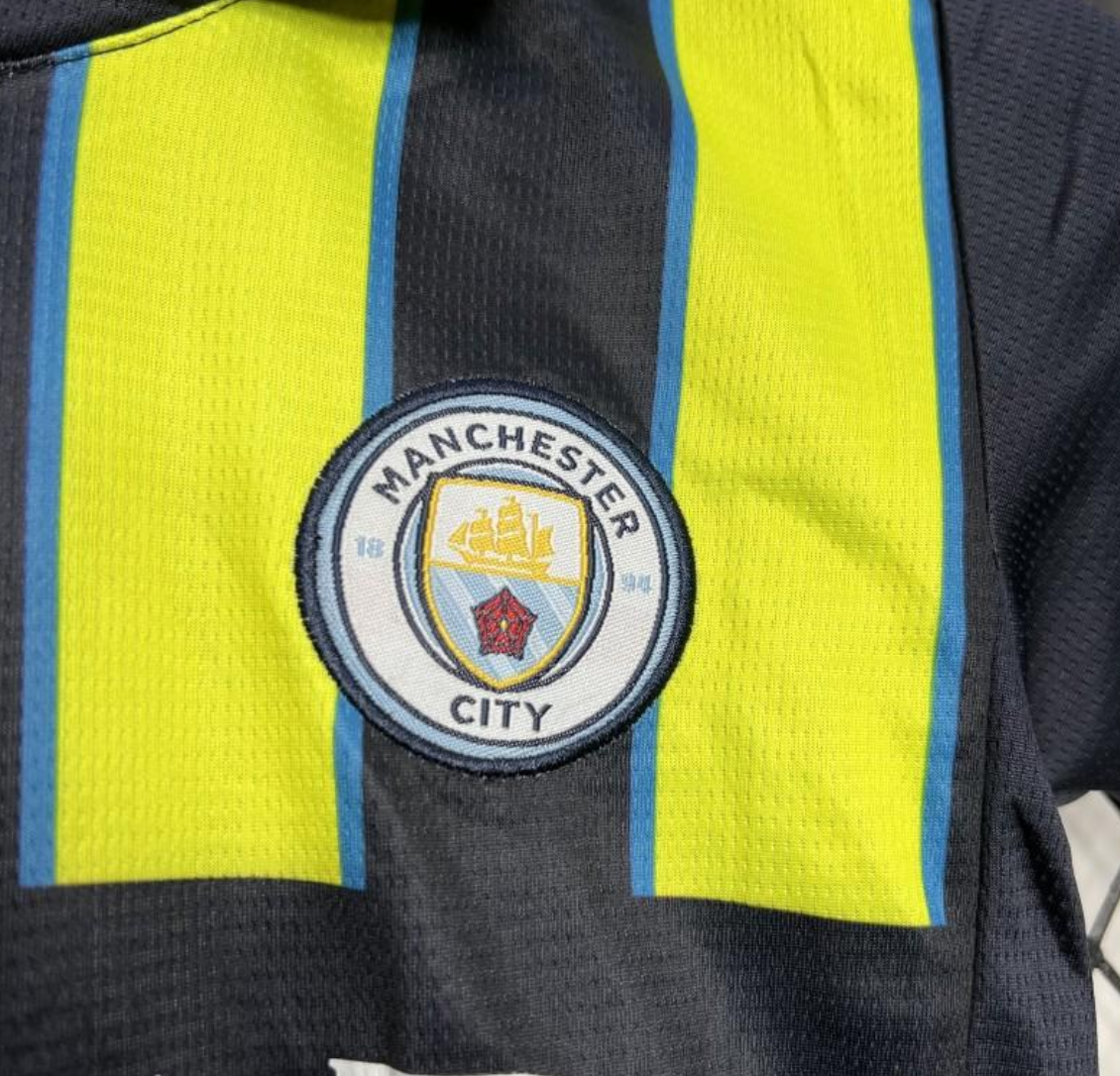 24/25 Kids Manchester City Away