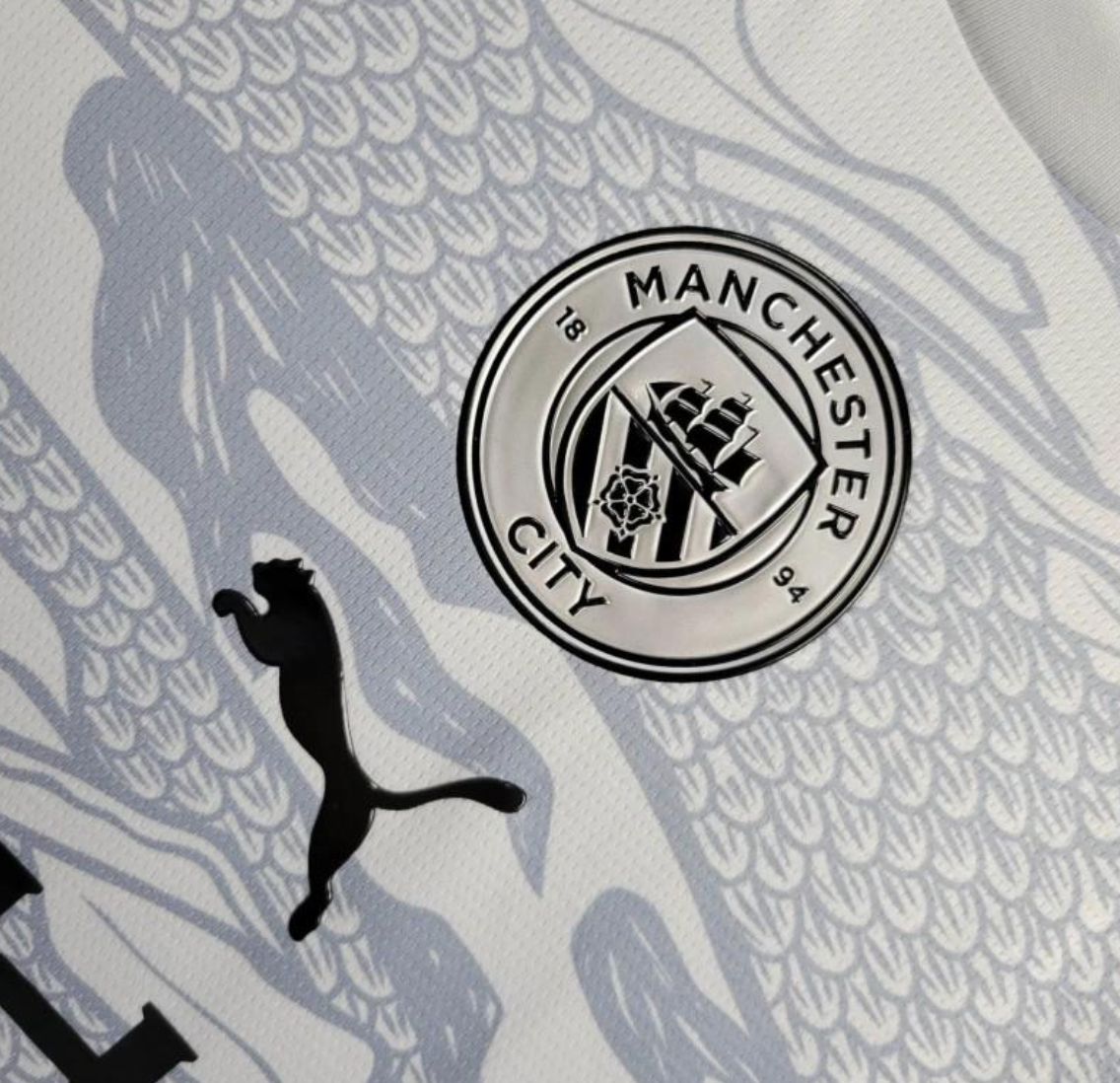24/25 Manchester City Puma Year of the Dragon White Long Sleeve