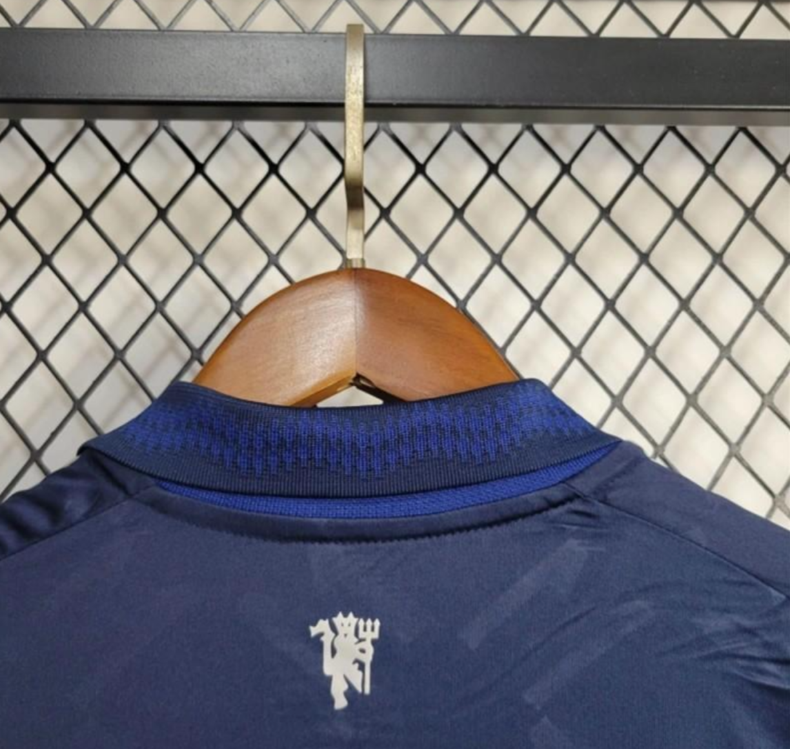 24/25 Women Manchester United Away