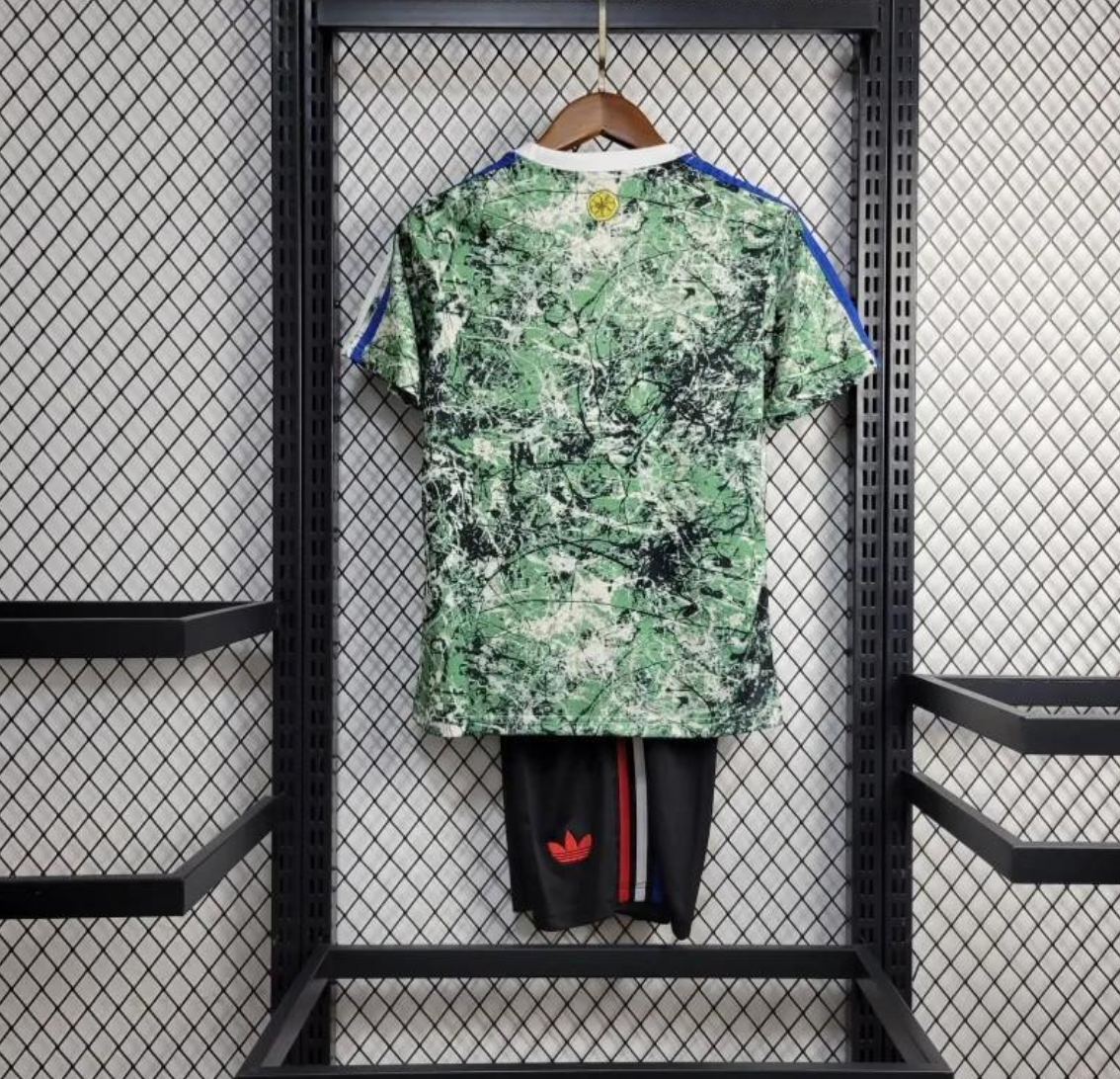 24/25 Kids Manchester United F.C X Stone Roses Icon