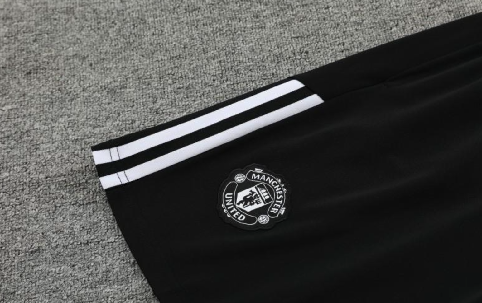 24/25 Manchester United White Short Sleeve Jersey+Shorts