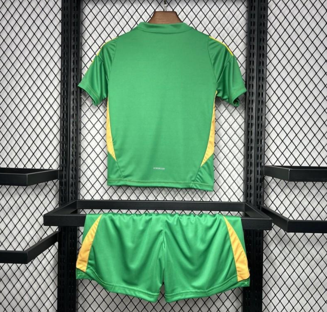 24/25 Kids Newcastle United Goalkeeper Green