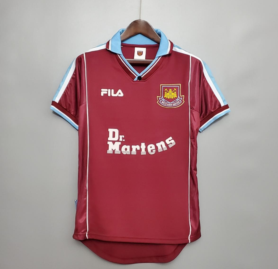 99/01 West Ham United Home