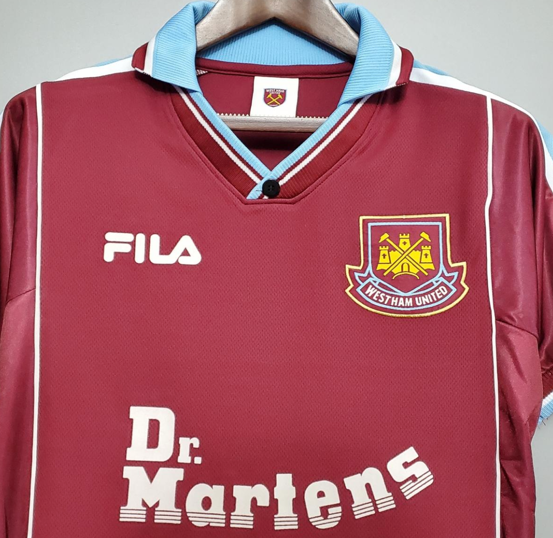 99/01 West Ham United Home