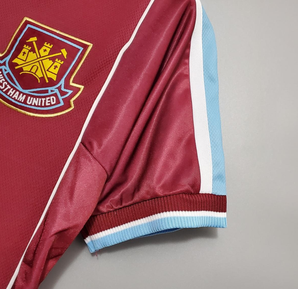99/01 West Ham United Home