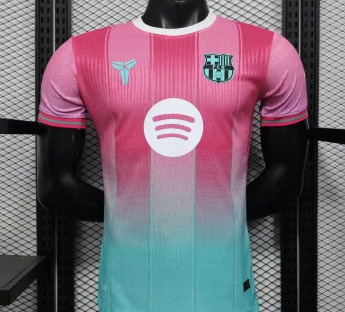 25/26 FC Barcelona Pink with Gradient Fade