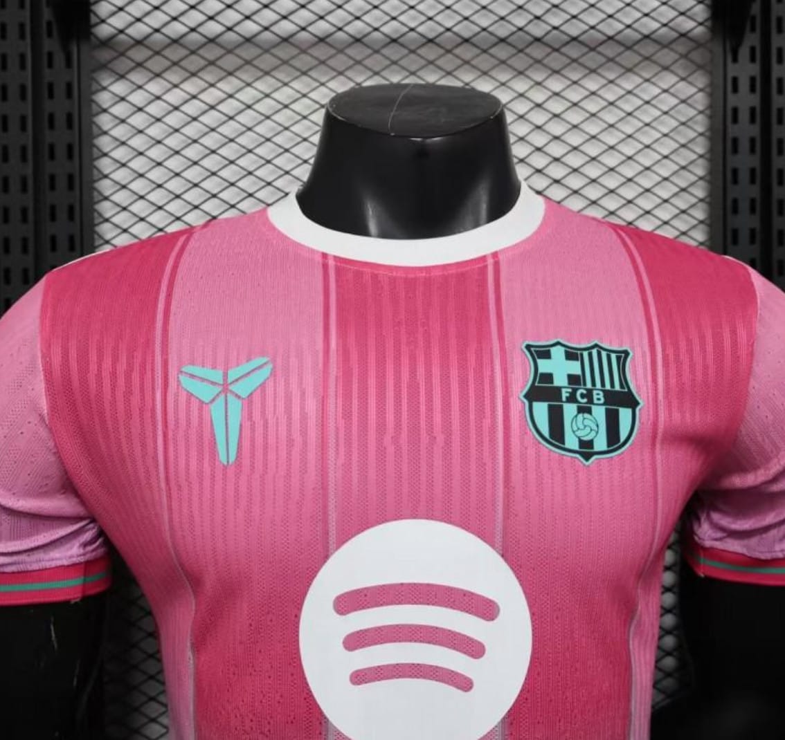 25/26 FC Barcelona Pink with Gradient Fade – Image 4