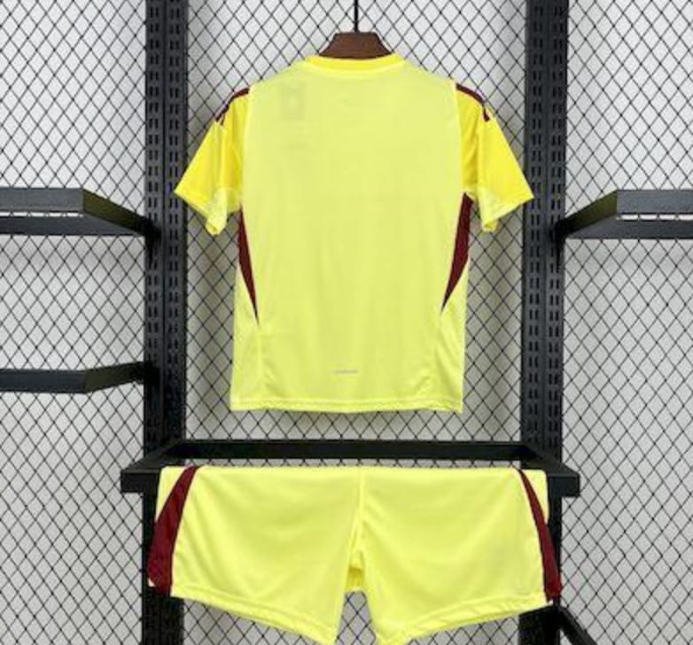 2025/26 Kids Real Madrid Yellow Goalkeeper – Image 2