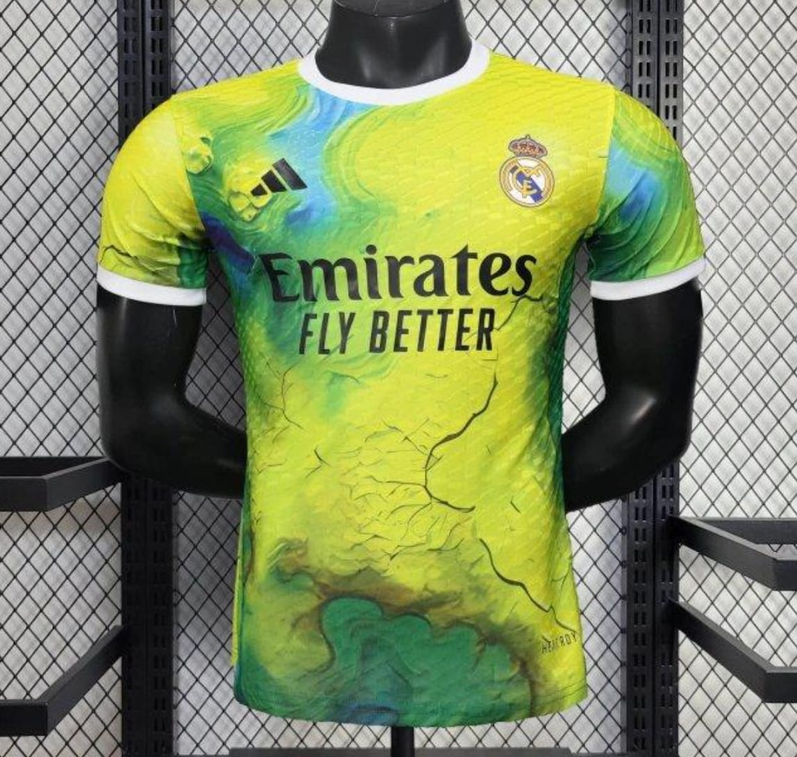 25/26 Real Madrid Goalkeeper - Emirates Neon Yellow Marble Design