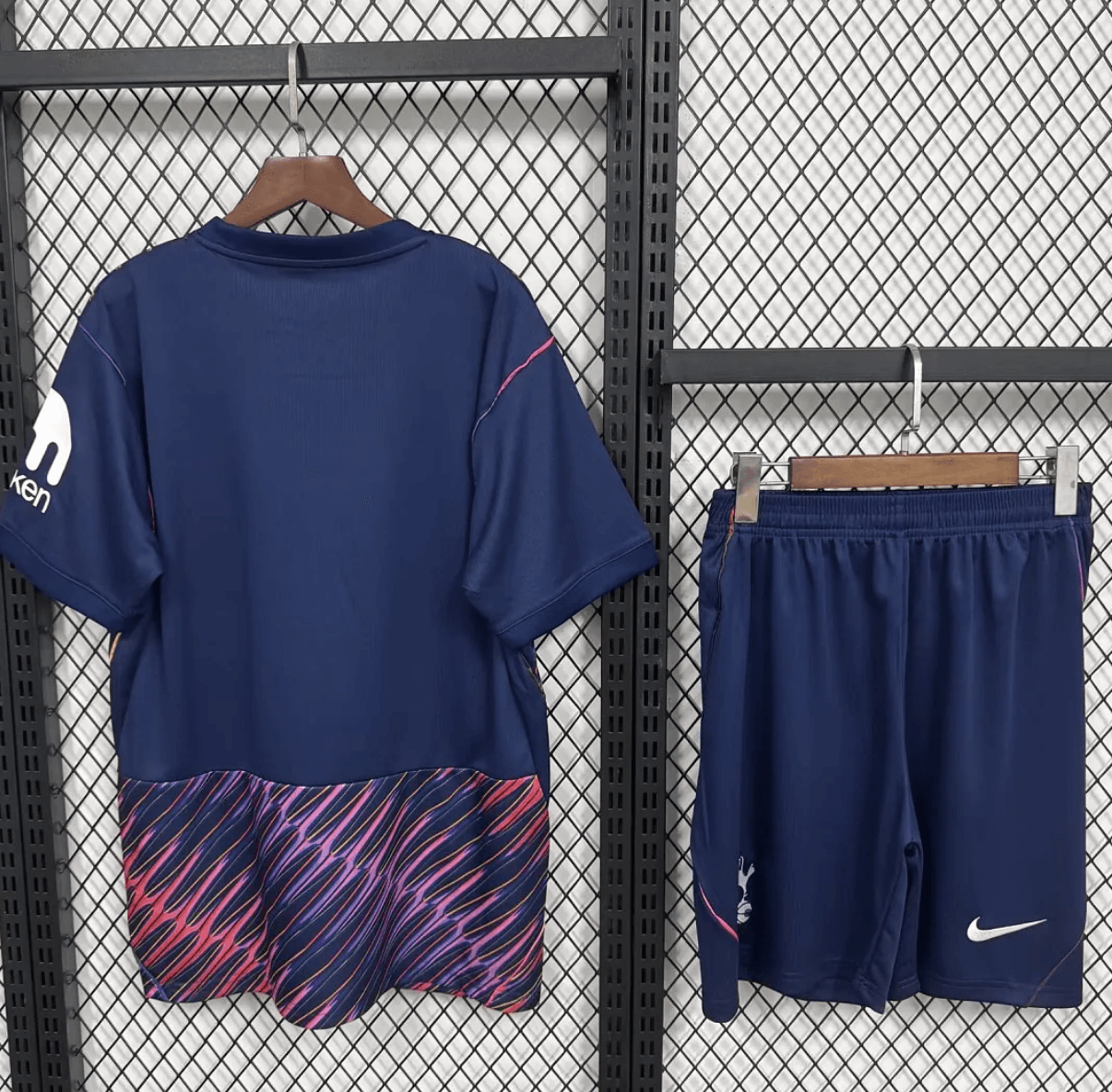 26-27 Tottenham Hotspur Away Kids – Image 2